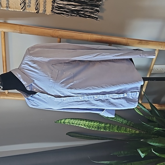 Aritzia Talula Classic Fit Blue Button Front Shirt - Picture 7 of 10